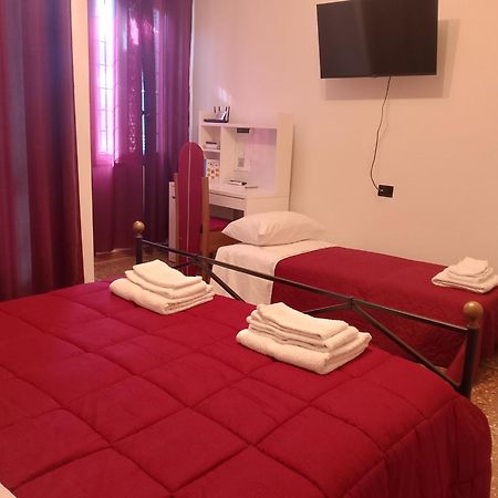 L' Ortensia Rome Bagian luar foto